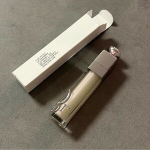 002 Dior Addict Lip Maximizer Plumping Gloss